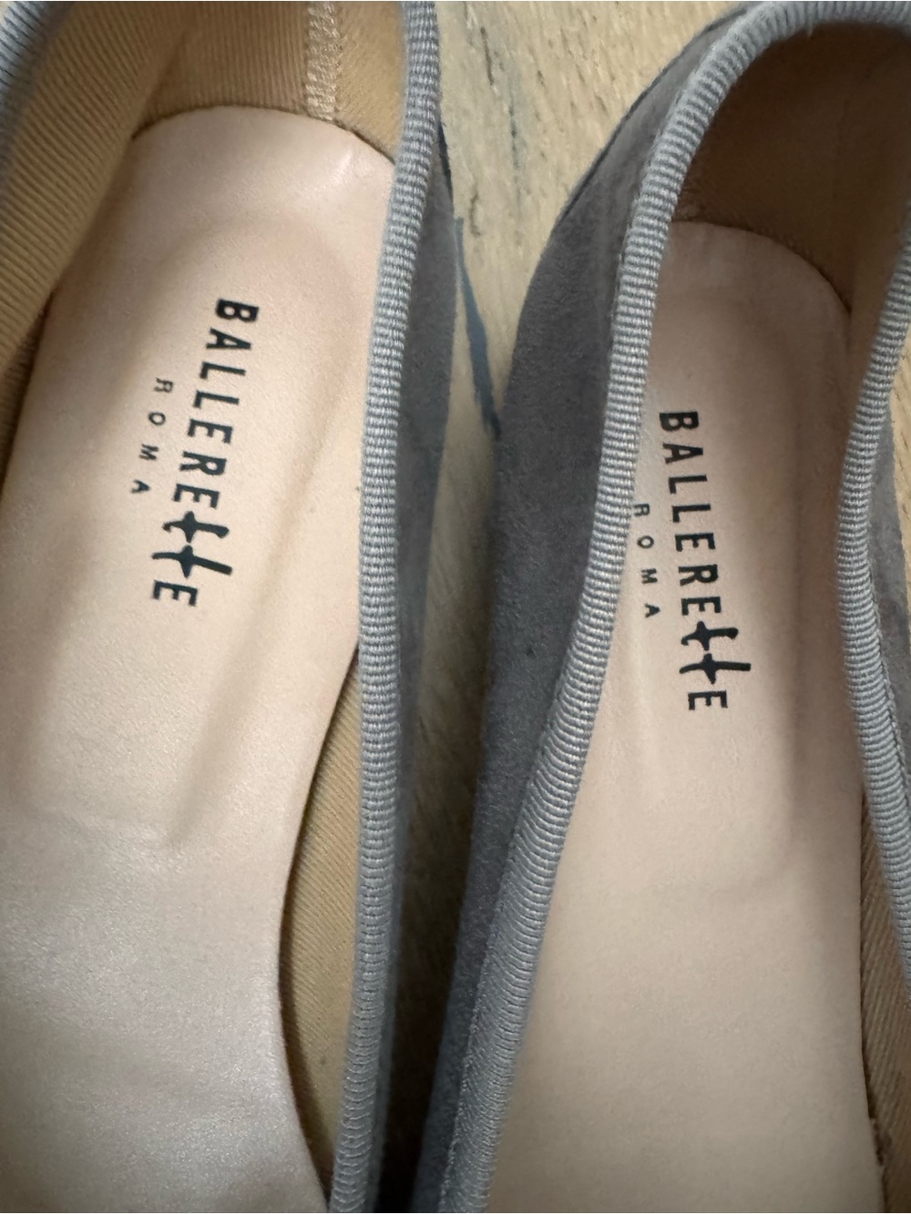 Ballerette Taupe Suede Medium Heel Ballet Flats Size 41 - Picture 4 of 7